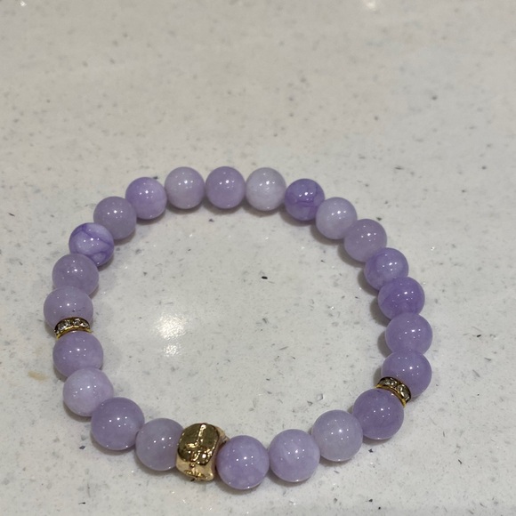 Jewelry - Lavender Agate Beaded Bracelet with sparkly Gold Accents